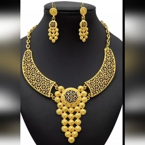 Luxury African Earrings and Necklace Set